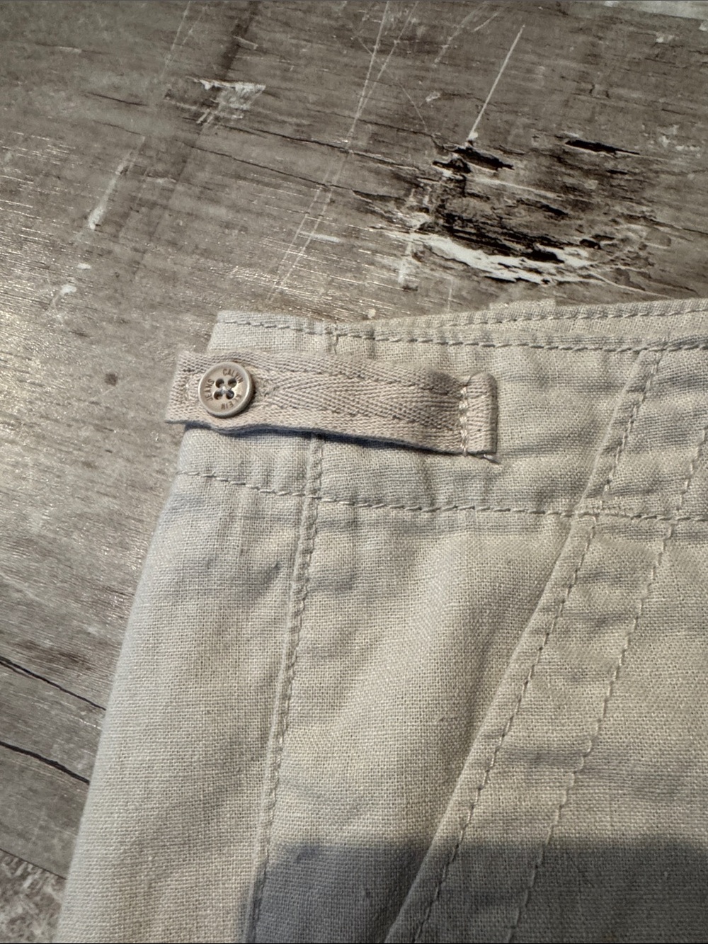 Calvin Klein Women's Cargo Shorts in Light Beige - Picture 7 of 7